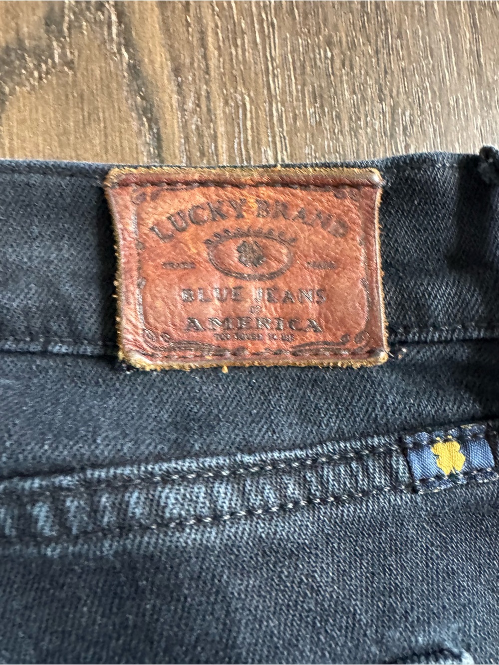 Lucky Brand Black Flare Low Rise Y2K jeans Women’s Size 28 - Picture 10 of 10